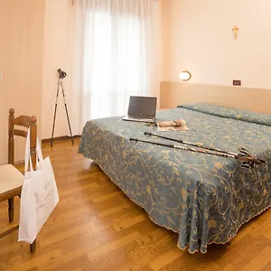 https://hotel-trevi.hotelslidodijesolo.com