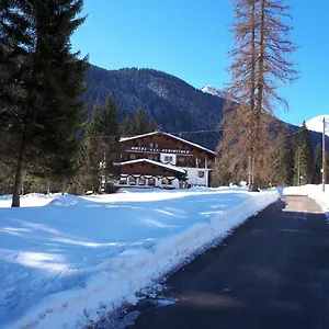 https://scoiattolo.hotelinveneto.com