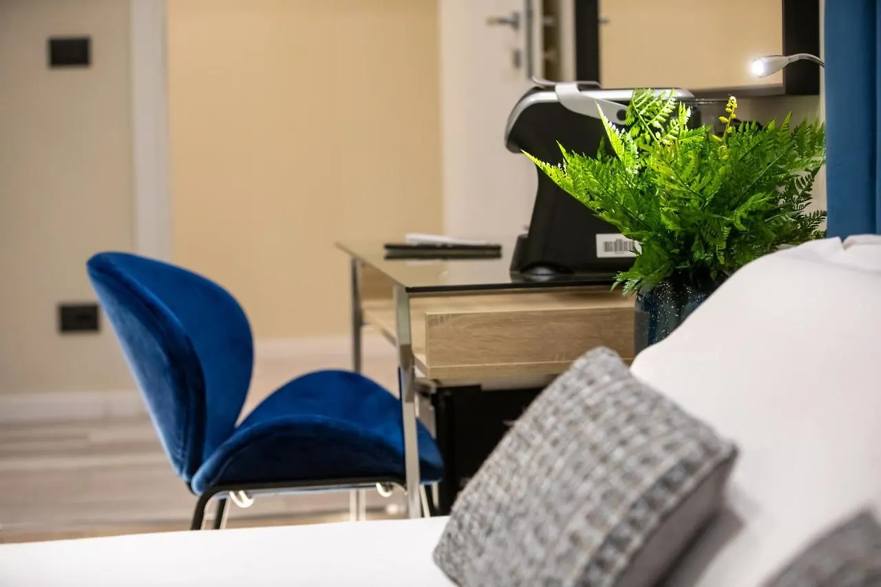 Suites 44 - Guesthouse Rom 0*,  Italien